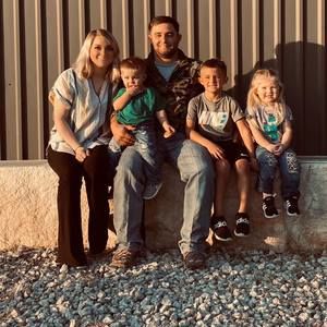 Meet your Posher, Kendall